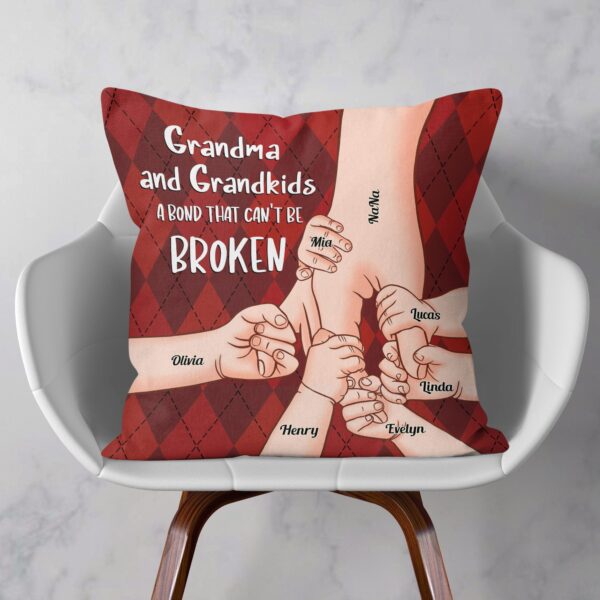 Grandparent And Grandkid A Bond That Can’t Be Broken – Personalized Pillow – Birthday, Loving Gift For Grandpa, Grandma, Mom & Dad - Image 2